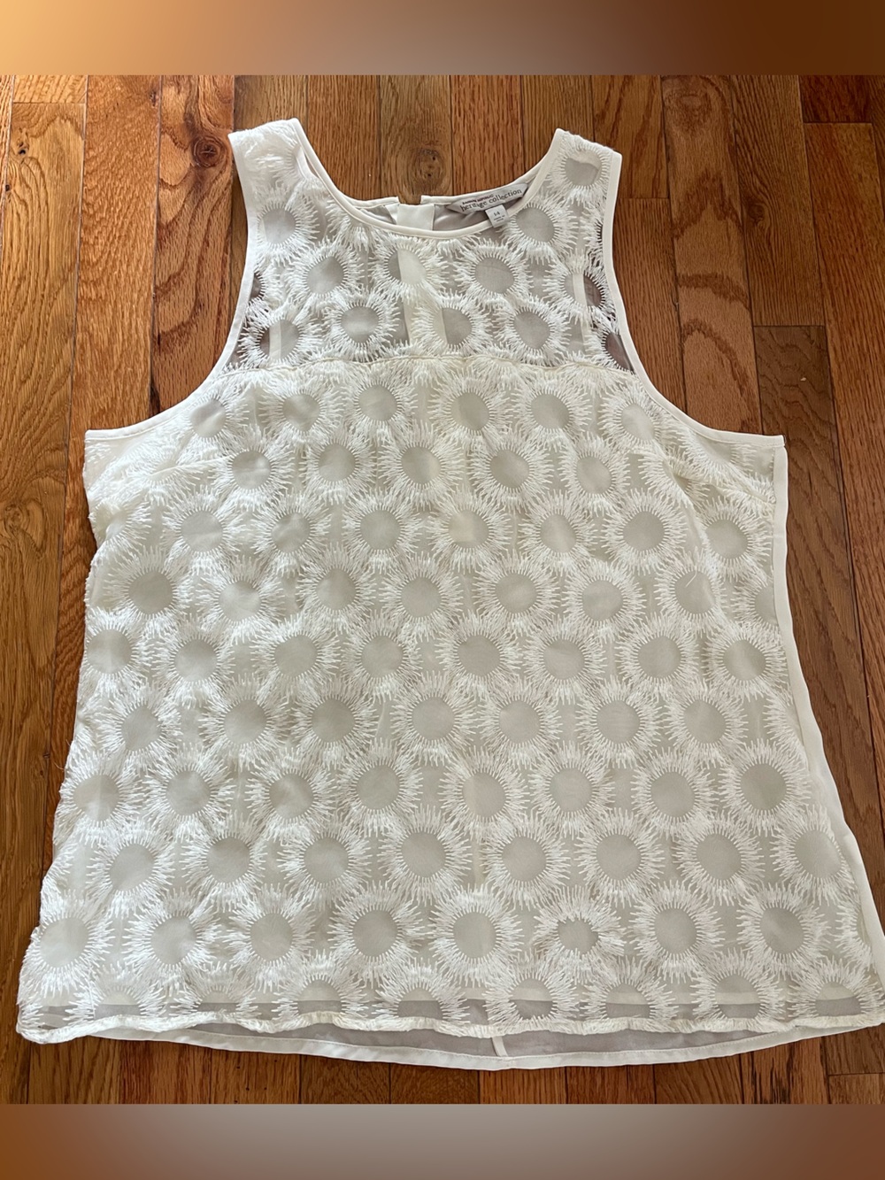 Banana Republic Heritage Collection Ivory Embroidered Sleeveless Shell Top Lined